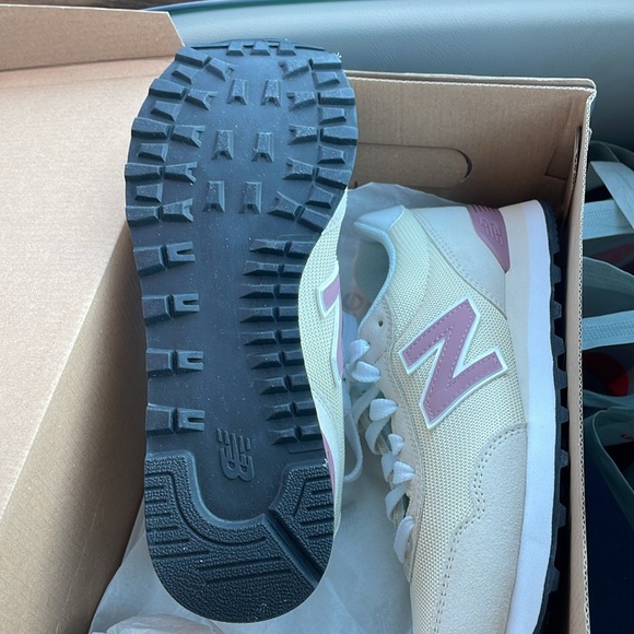 New Balance 515 V3 Classics Women's Shoes - Picture 5 of 7